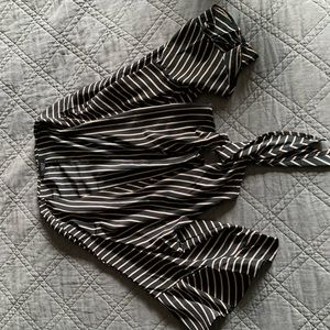 Tie-front cropped blouse